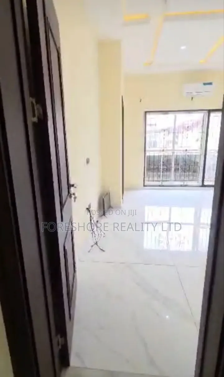 4bdrm Duplex in Ikeja Gra for sale
