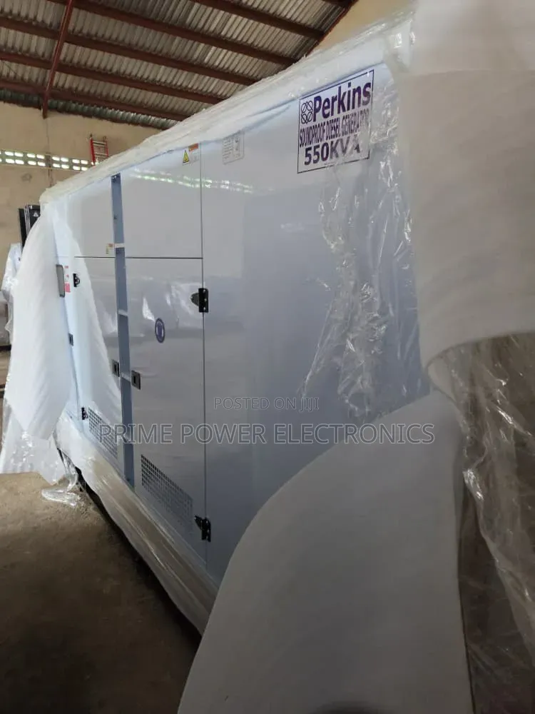 550kVA Perkins Soundproof Generator With 100% Copper Coil