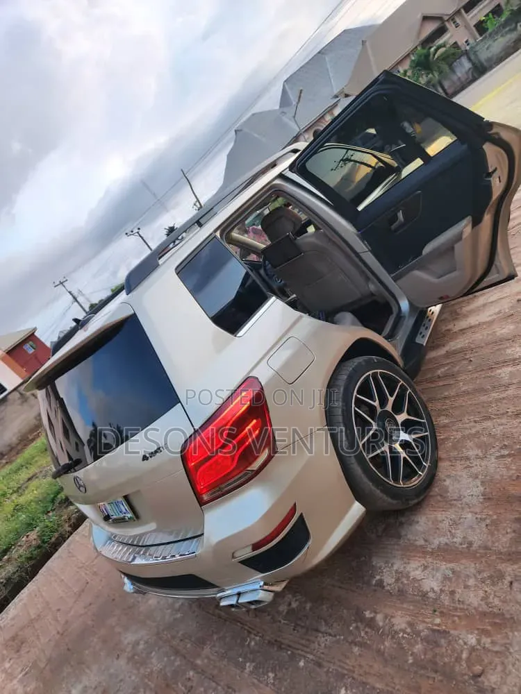 Mercedes-Benz GLK-Class 2012 Gold