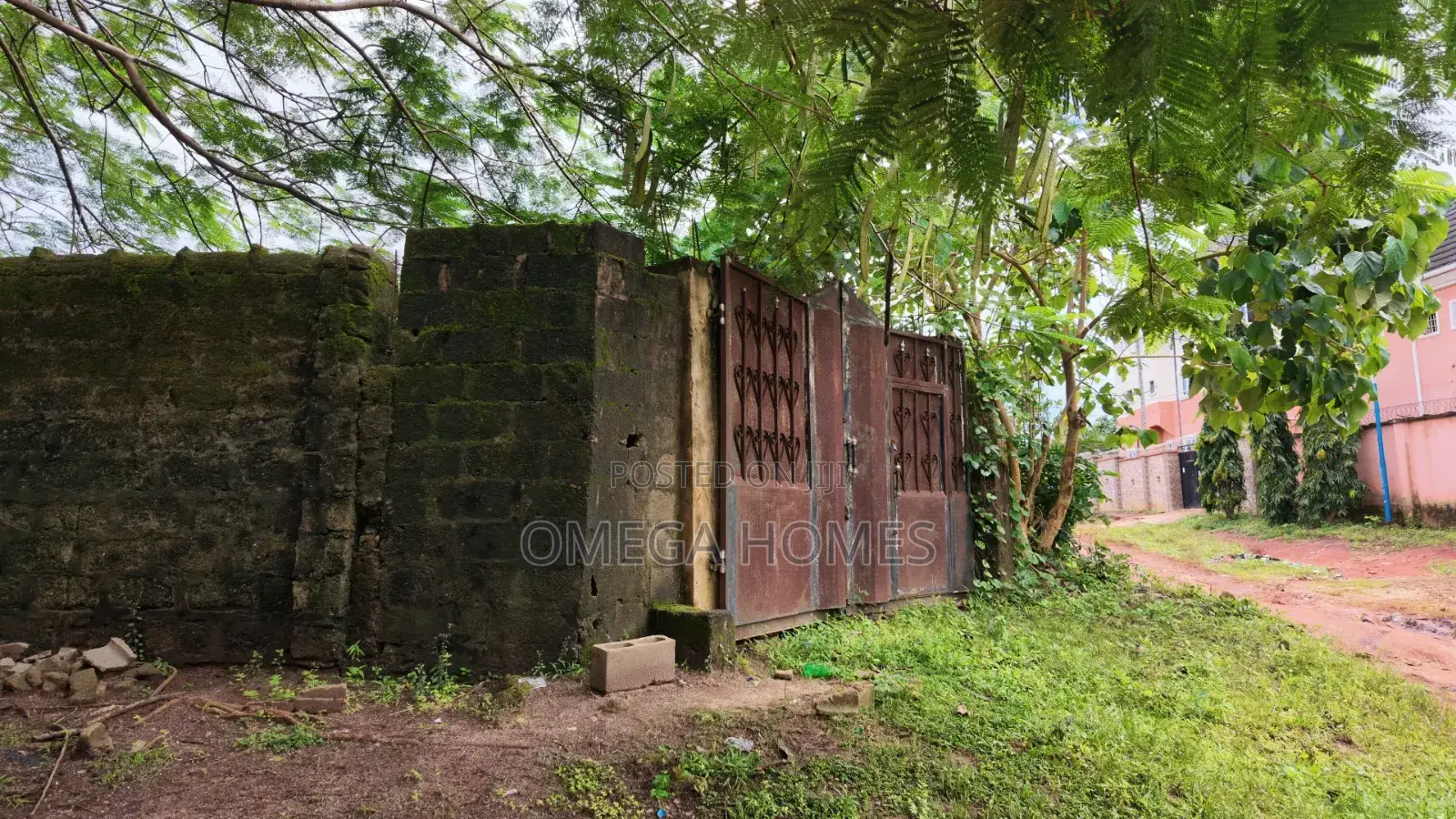 3 1⁄2 Plots + Bungalow Umuahai for Sale