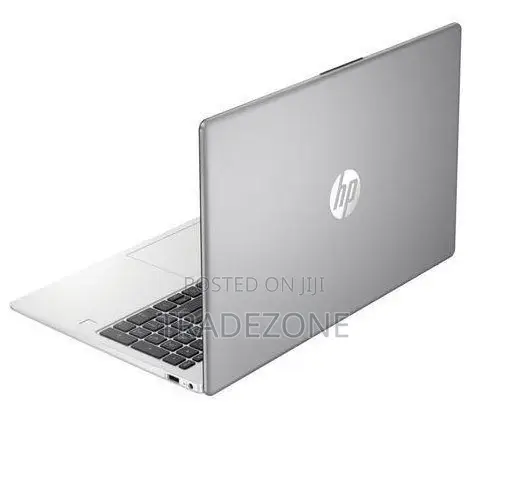 New Laptop HP 250 G10 8GB Intel Core i5 SSD 512GB