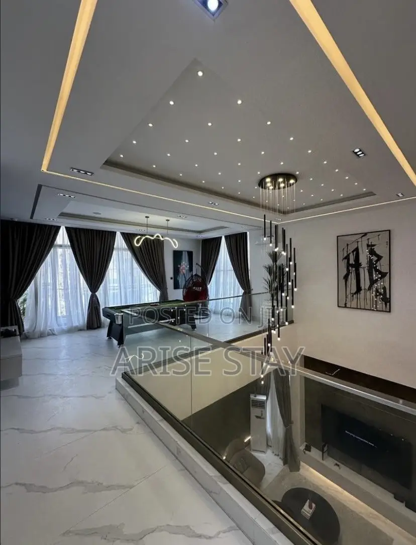 5-Bedroom Duplex With Private Pool, Cinema, Bathtub Ps5