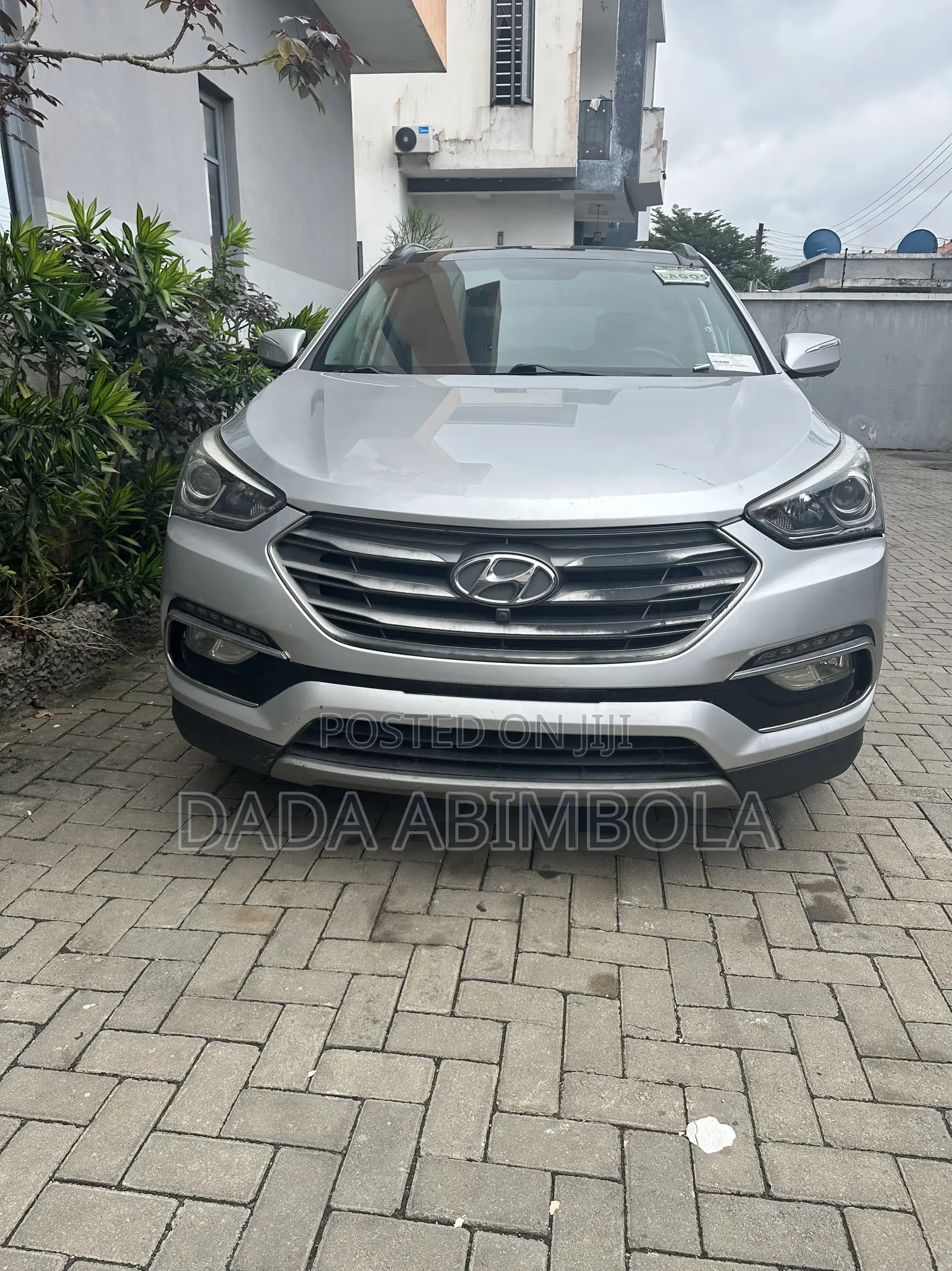 Hyundai Santa Fe SE AWD 2018 Silver