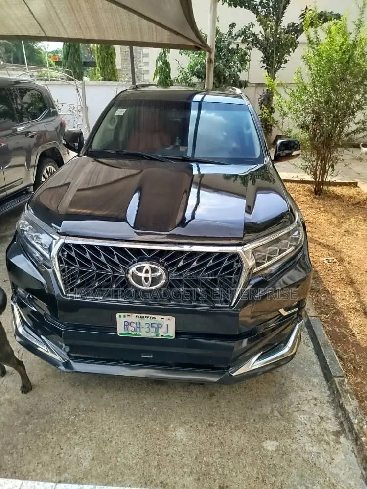 Very Neat Toyota Prado 2016 for Hire