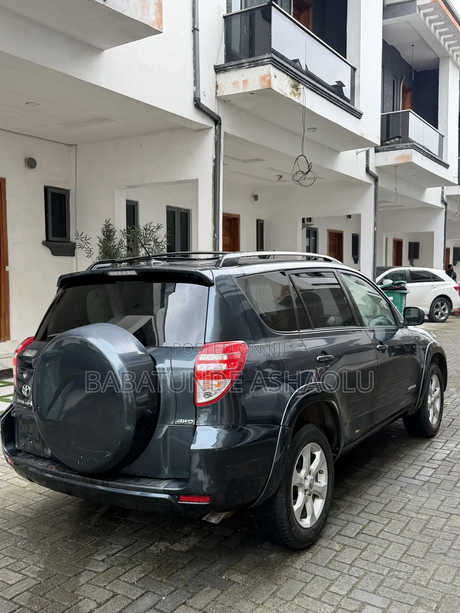 Toyota RAV4 2010 Gray