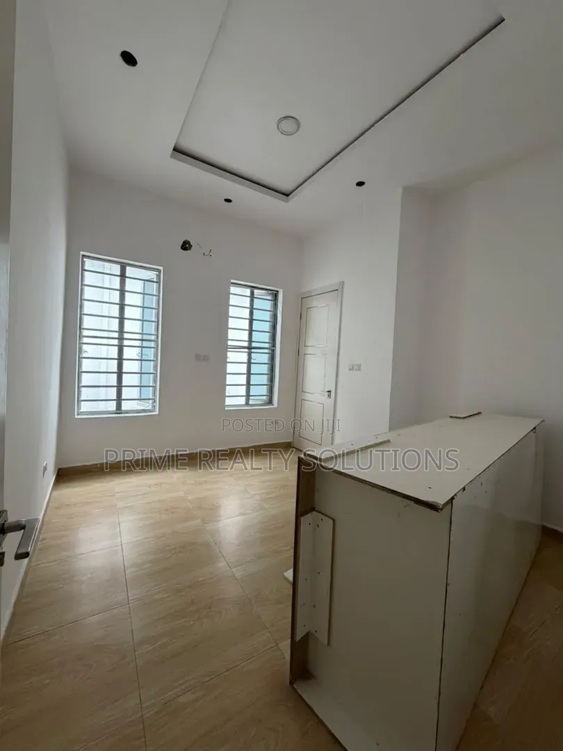 Mini Flat in Lekki Gardens Estate for rent