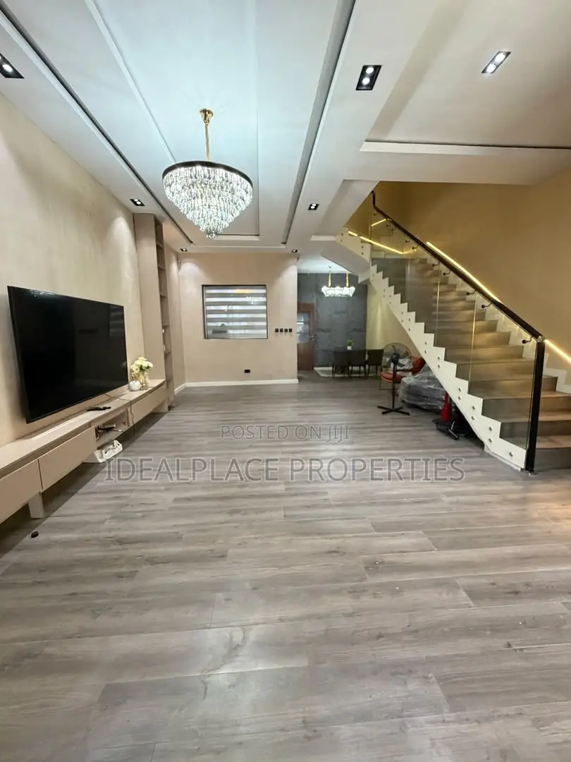 3bdrm Townhouse / Terrace in Ikate for rent