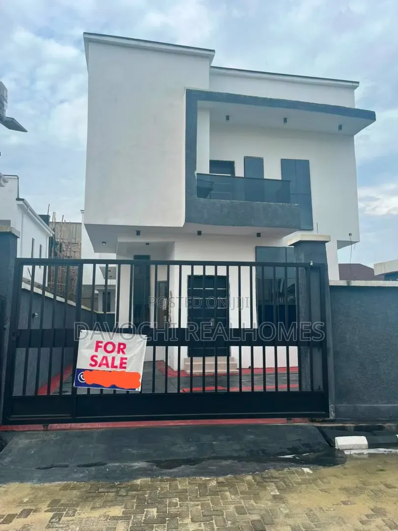 4bdrm Duplex in Sangotedo for sale