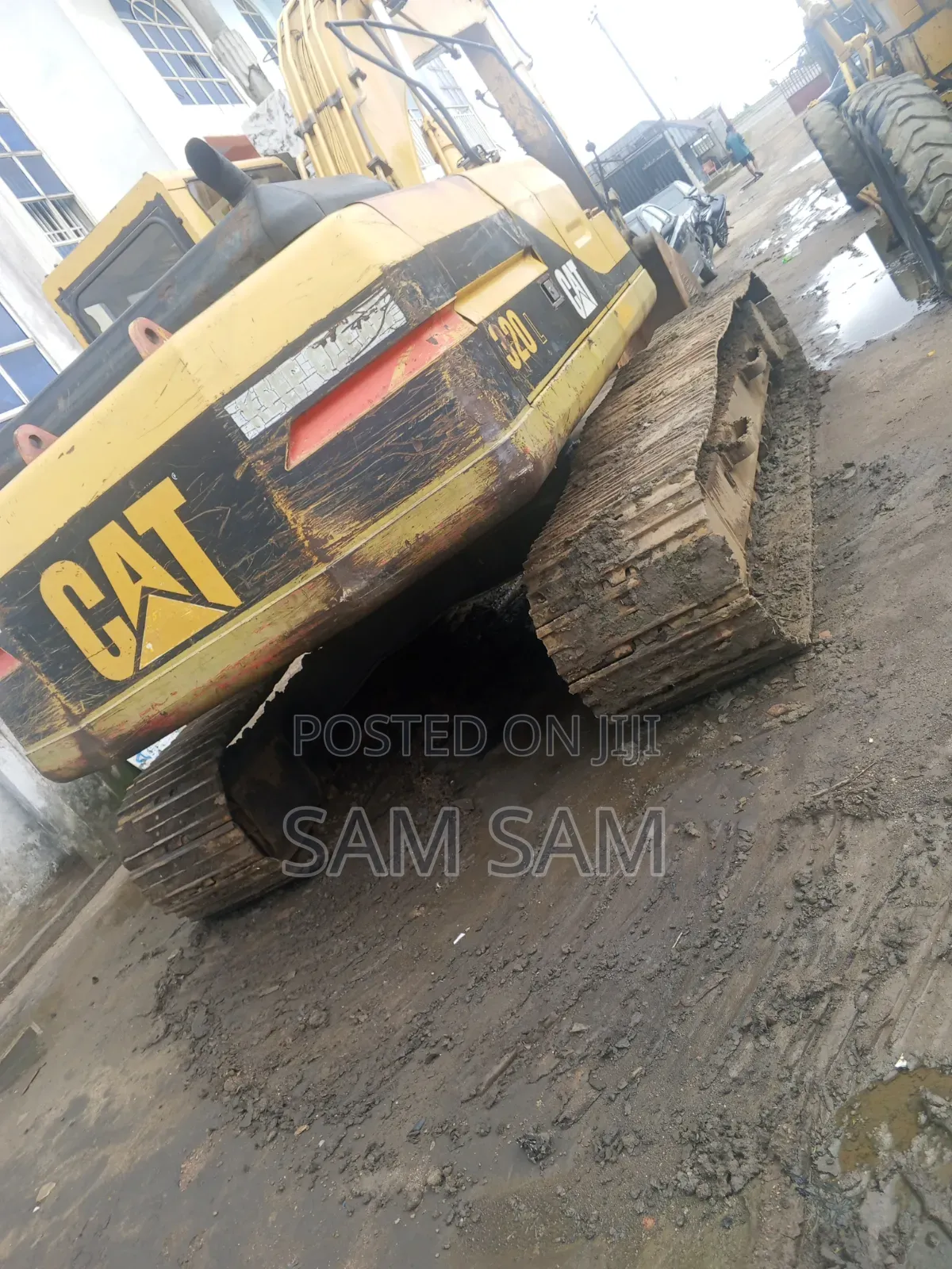 Company Used 320L