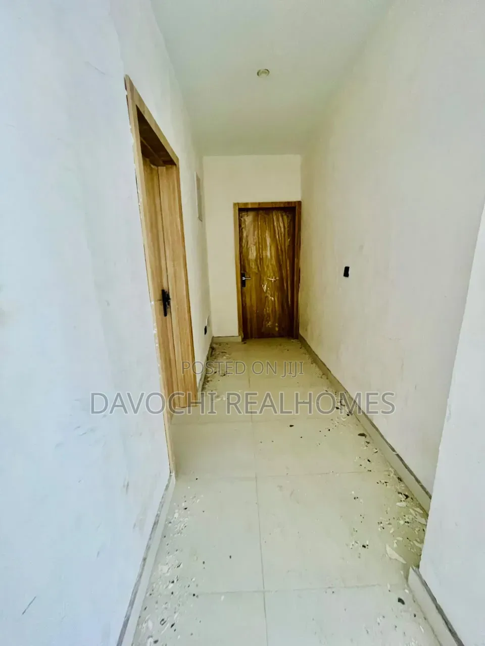 3bdrm Penthouse in Ikate for sale