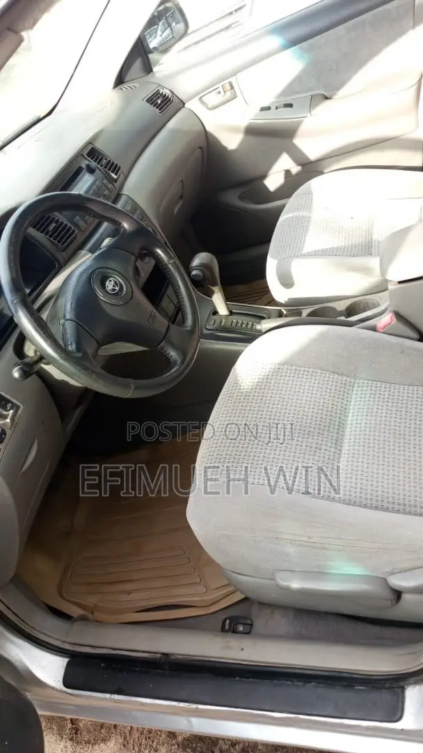 Toyota Corolla LE 2006 Silver
