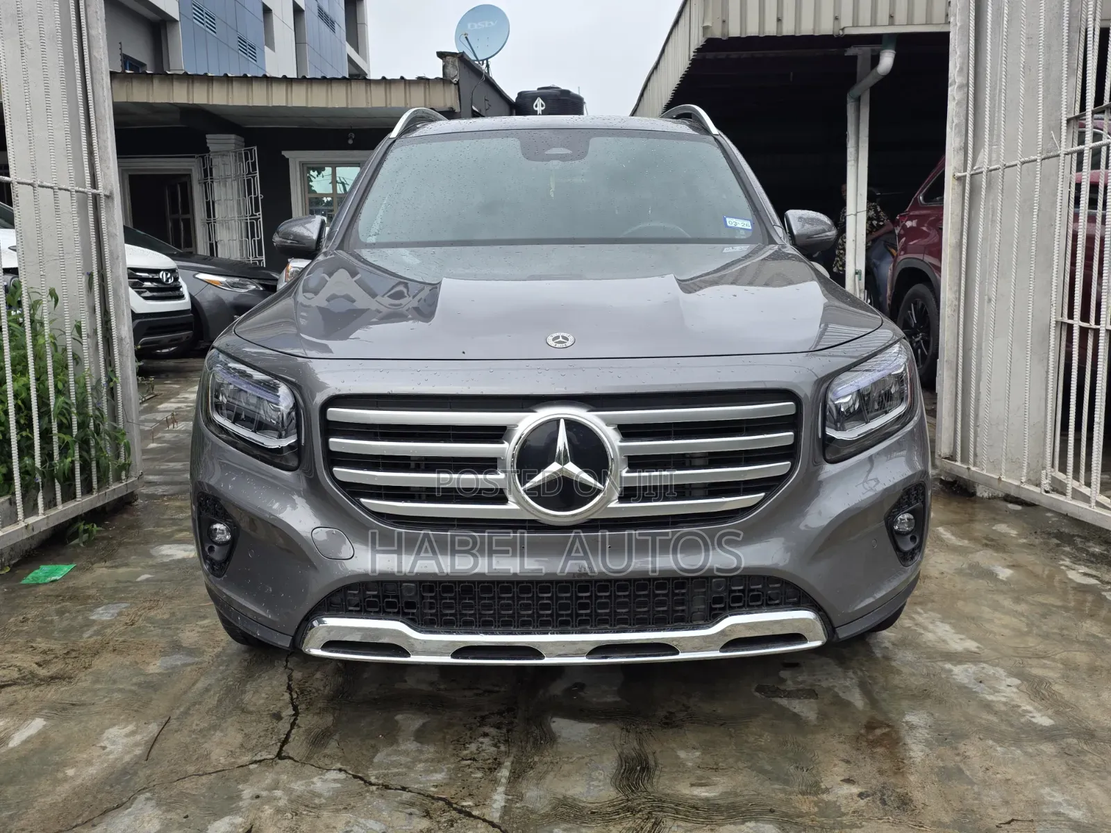 Mercedes-Benz GLB-Class GLB 250 4MATIC AWD 2024 Gray