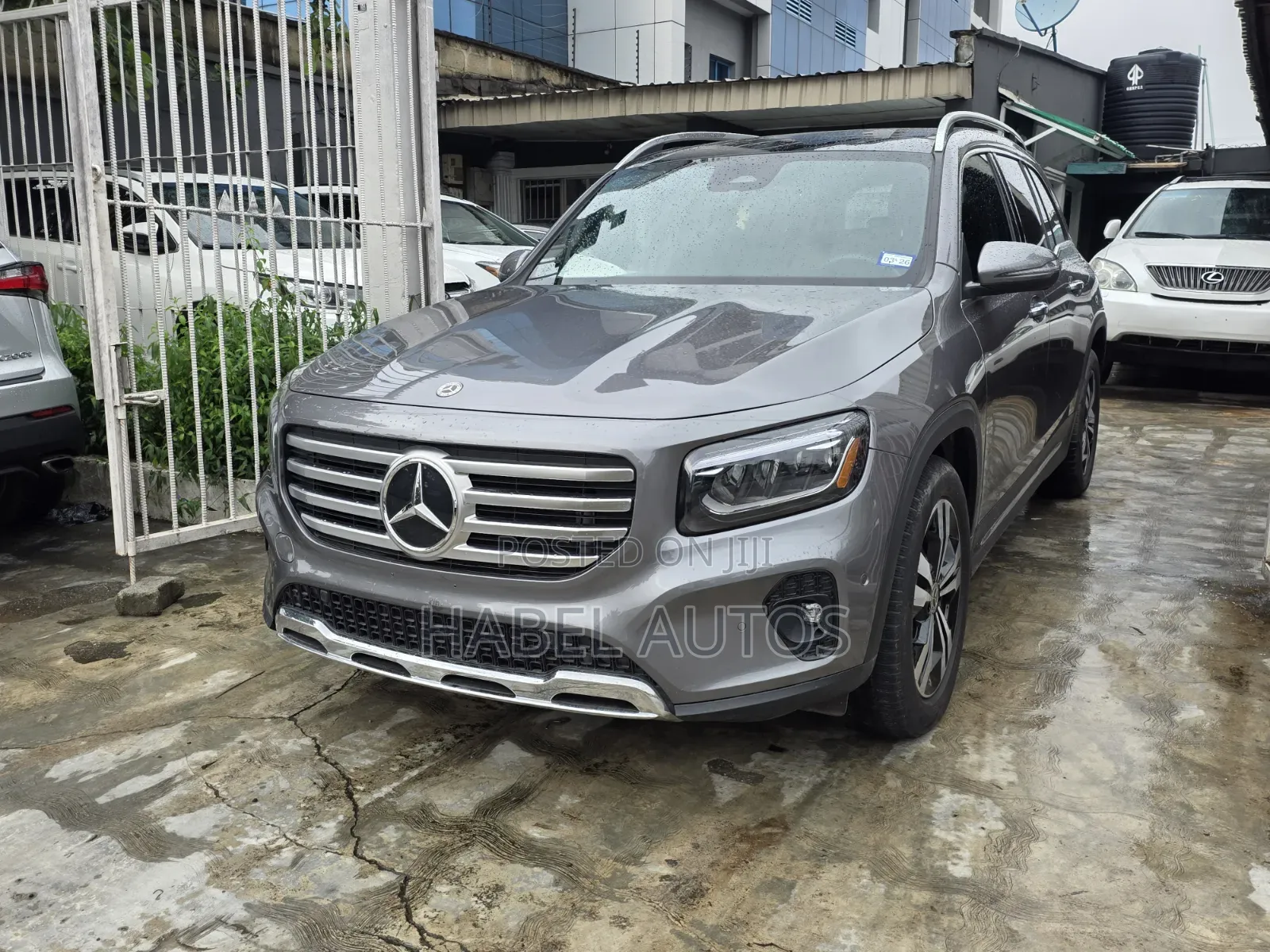 Mercedes-Benz GLB-Class GLB 250 4MATIC AWD 2024 Gray