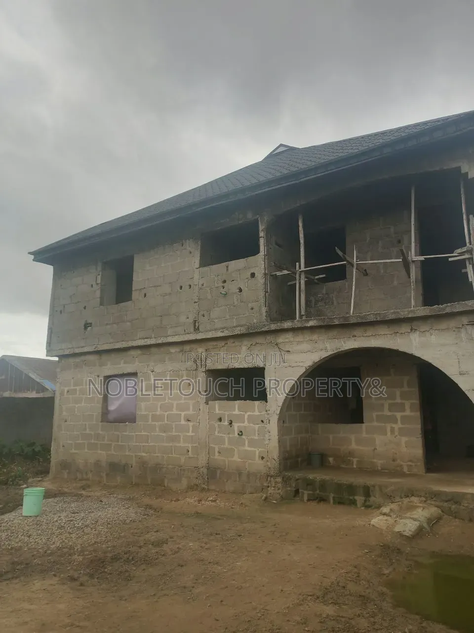2bdrm Block of Flats in Ijegun Ikotun Lagos for sale