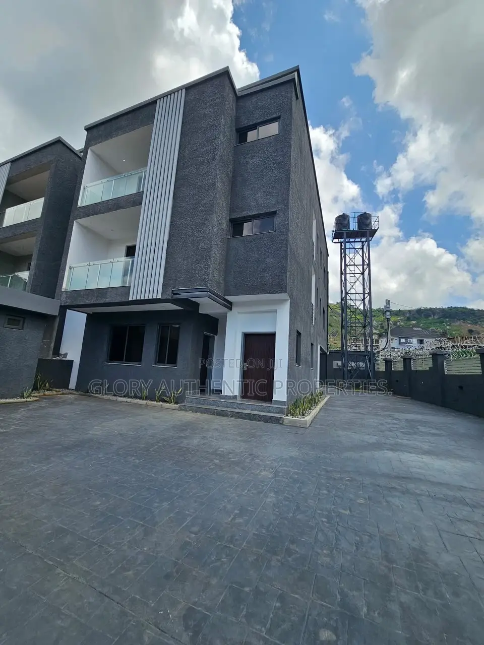 3bdrm Block of Flats in Dawaki Estate for sale
