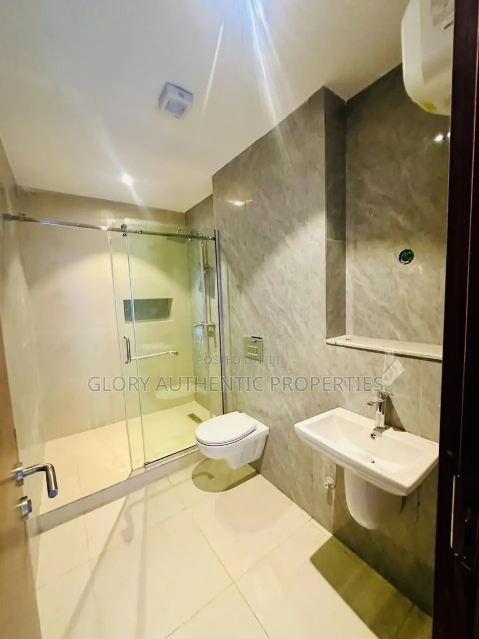 3bdrm Block of Flats in Dawaki Estate for sale