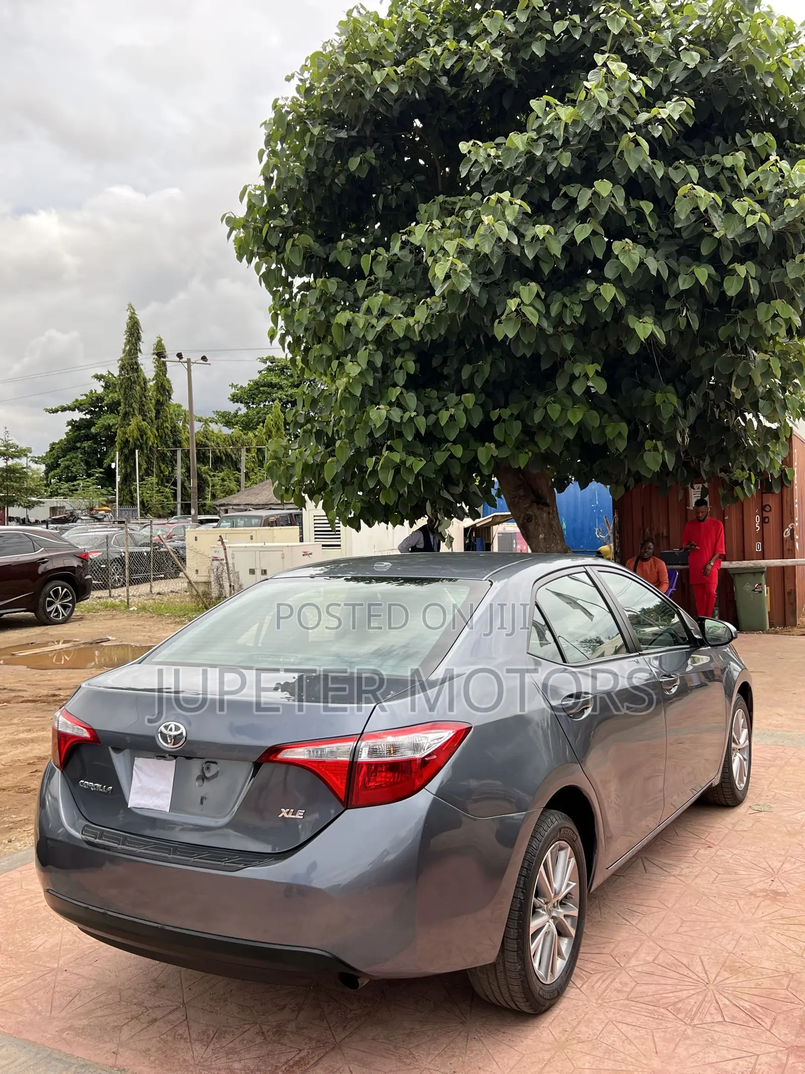 Toyota Corolla LE Eco Premium 4dr Sedan (1.8L 4cyl CVT) 2015 Gray