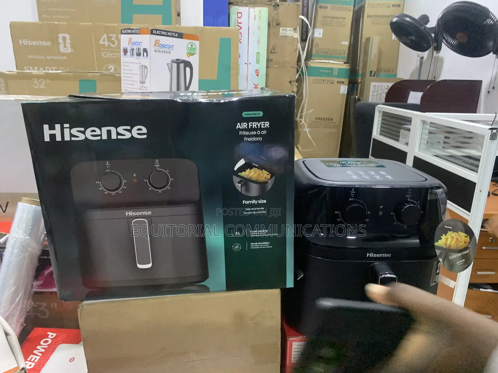 Hisense 8L Compact Countertop Air Fryer - HO8AFBK1S1
