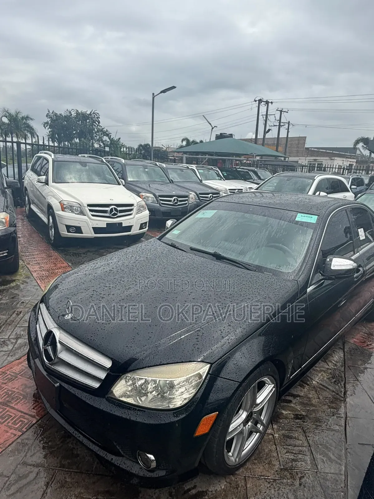 Mercedes-Benz C300 2009 Black