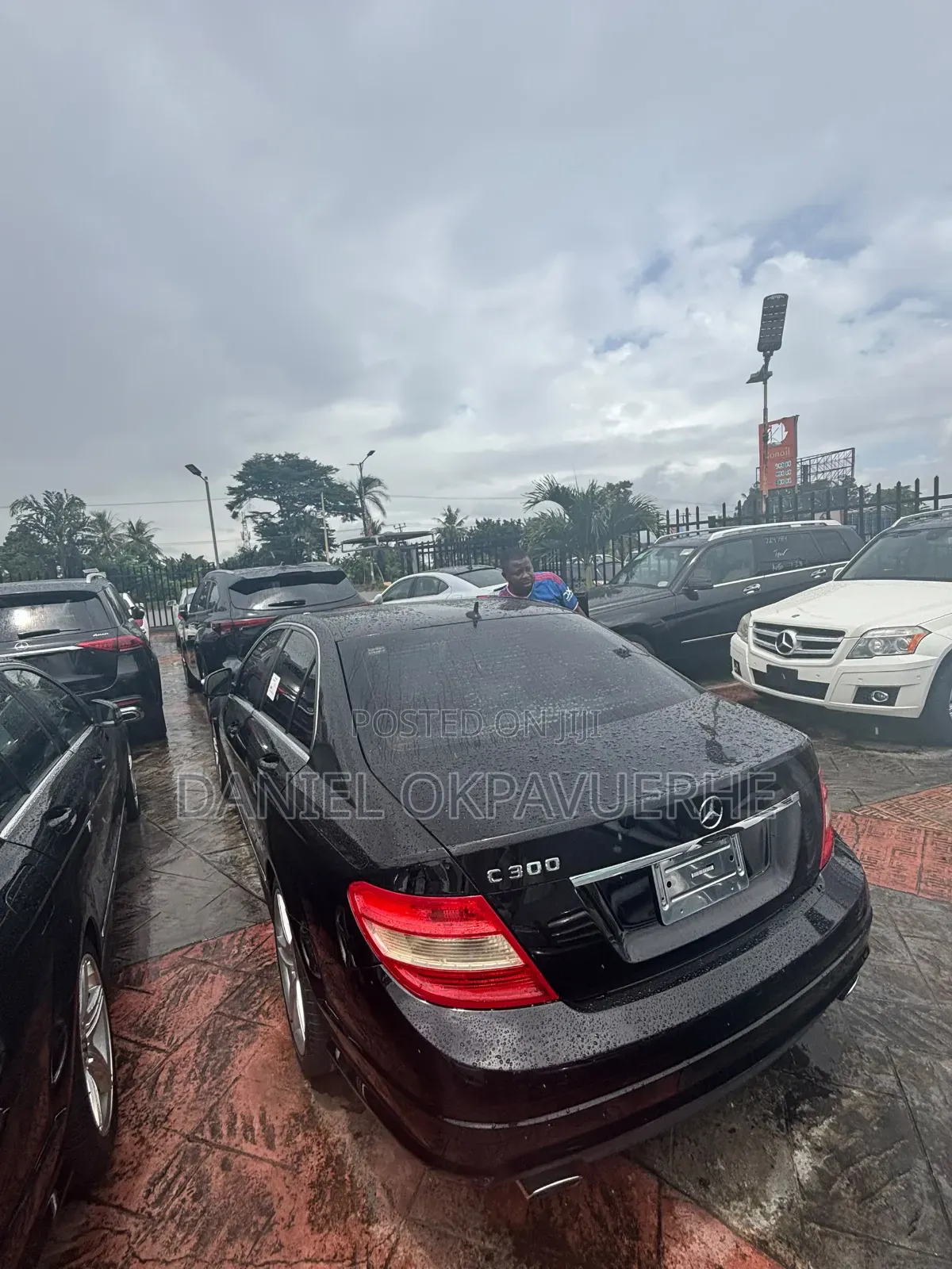 Mercedes-Benz C300 2009 Black