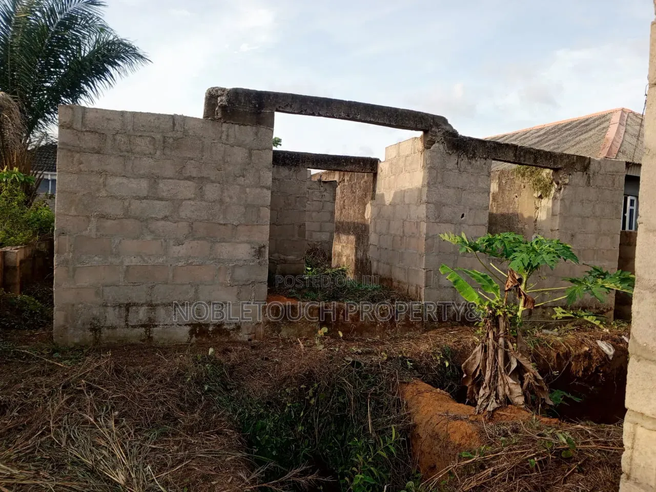 1bdrm Bungalow in Totowu Lagos, Ikotun / Ikotun/Igando for sale