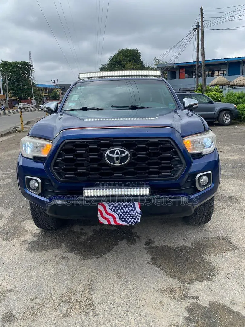 Toyota Tacoma TRD PRO V6 4dr Double Cab 4WD 5.0 ft. SB (4.0L 6cyl 5A)