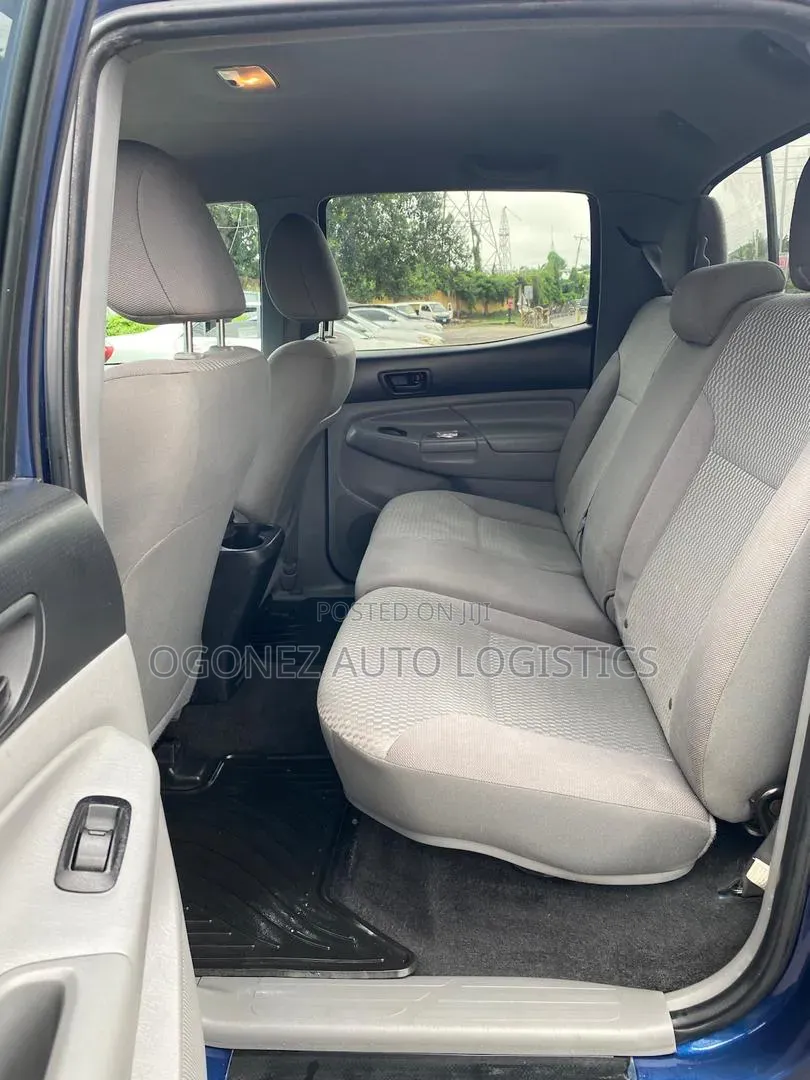 Toyota Tacoma TRD PRO V6 4dr Double Cab 4WD 5.0 ft. SB (4.0L 6cyl 5A)