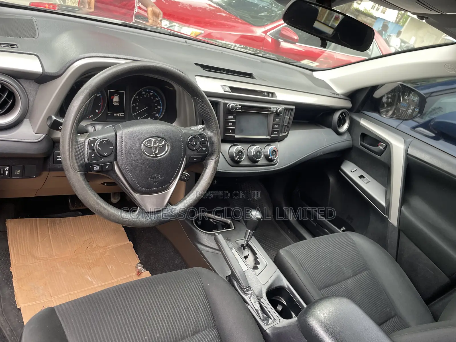 Toyota RAV4 2018 Maroon