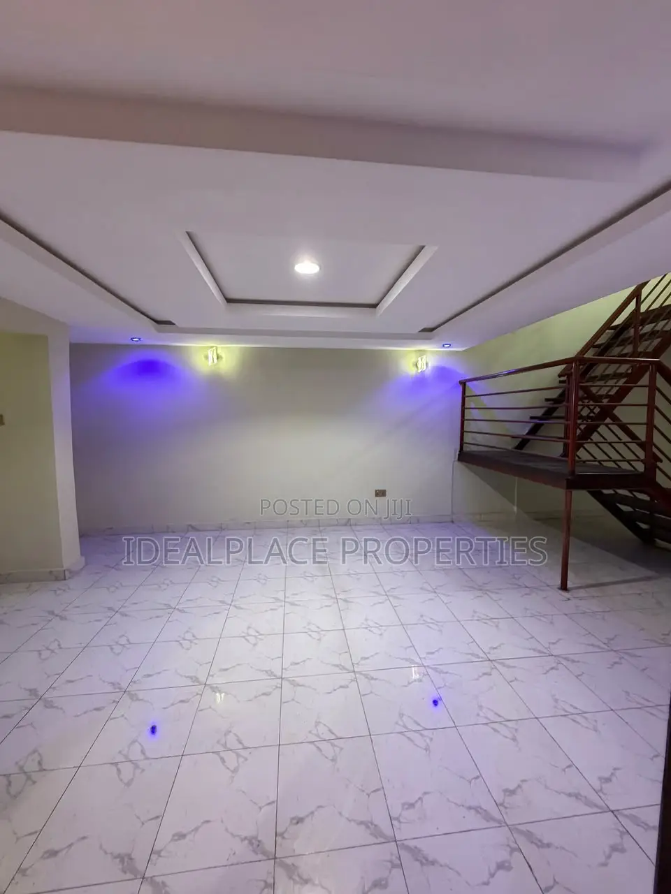 Lovely 5 Bedroom Terrace Duplex With BQ