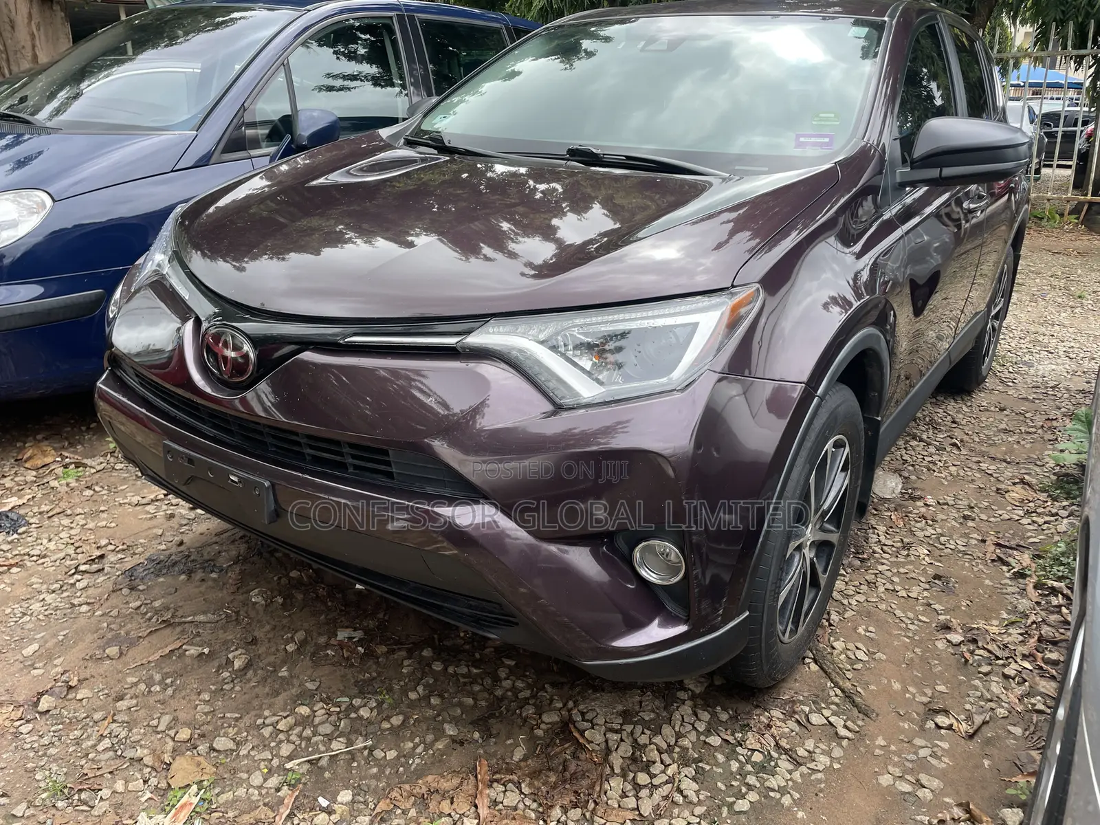 Toyota RAV4 2018 Maroon