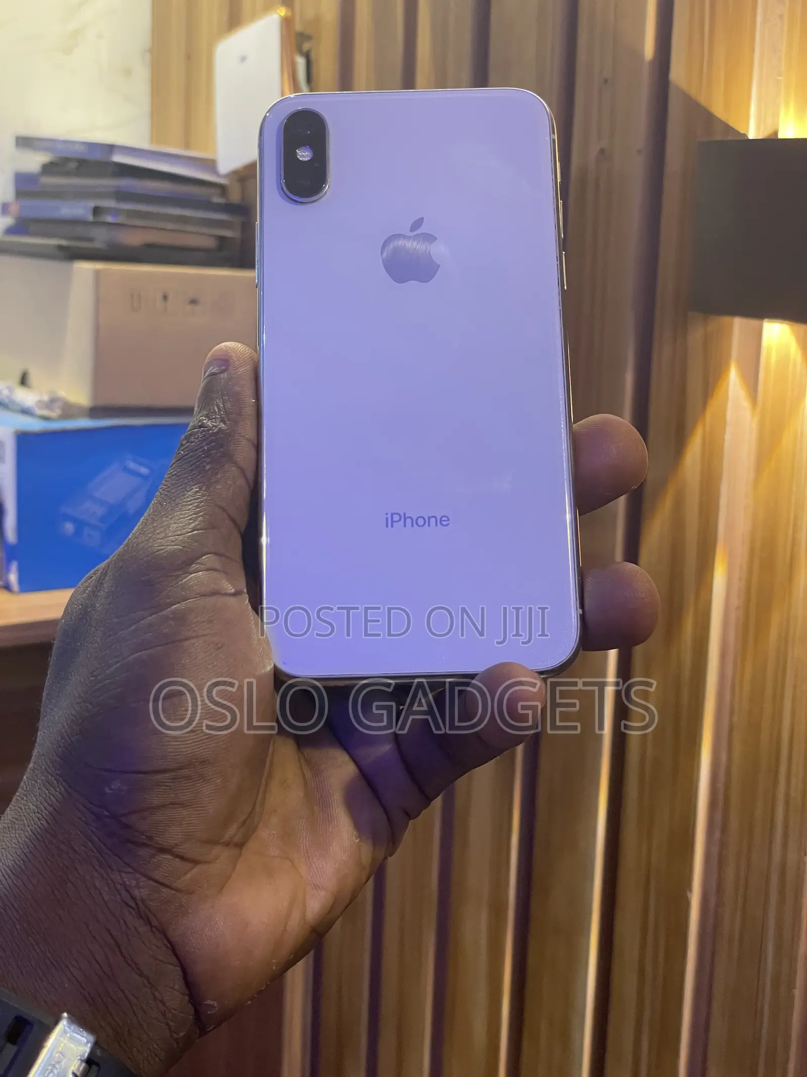 Apple iPhone X 64 GB White