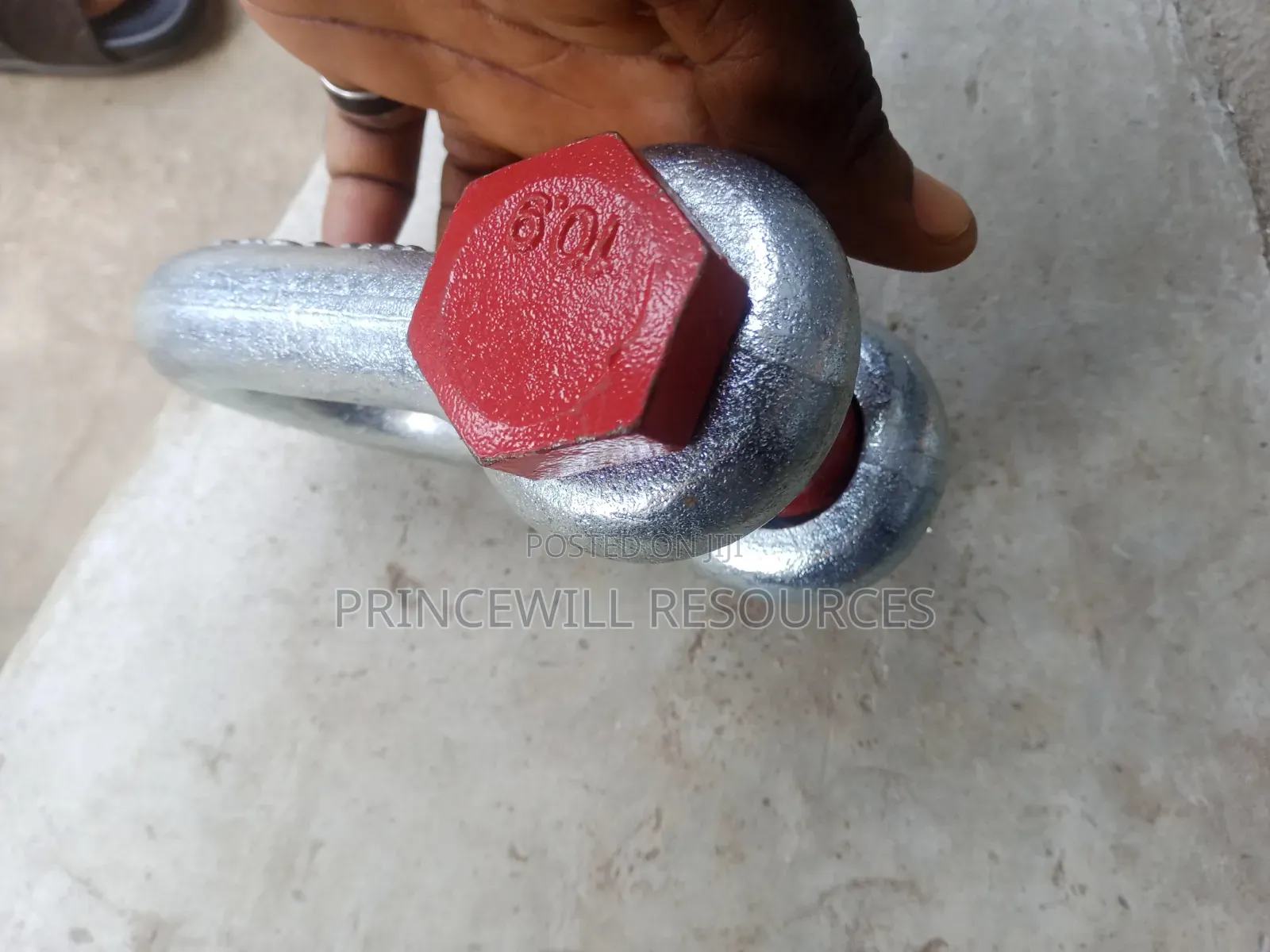 Shackle Crosby With Different Sizes