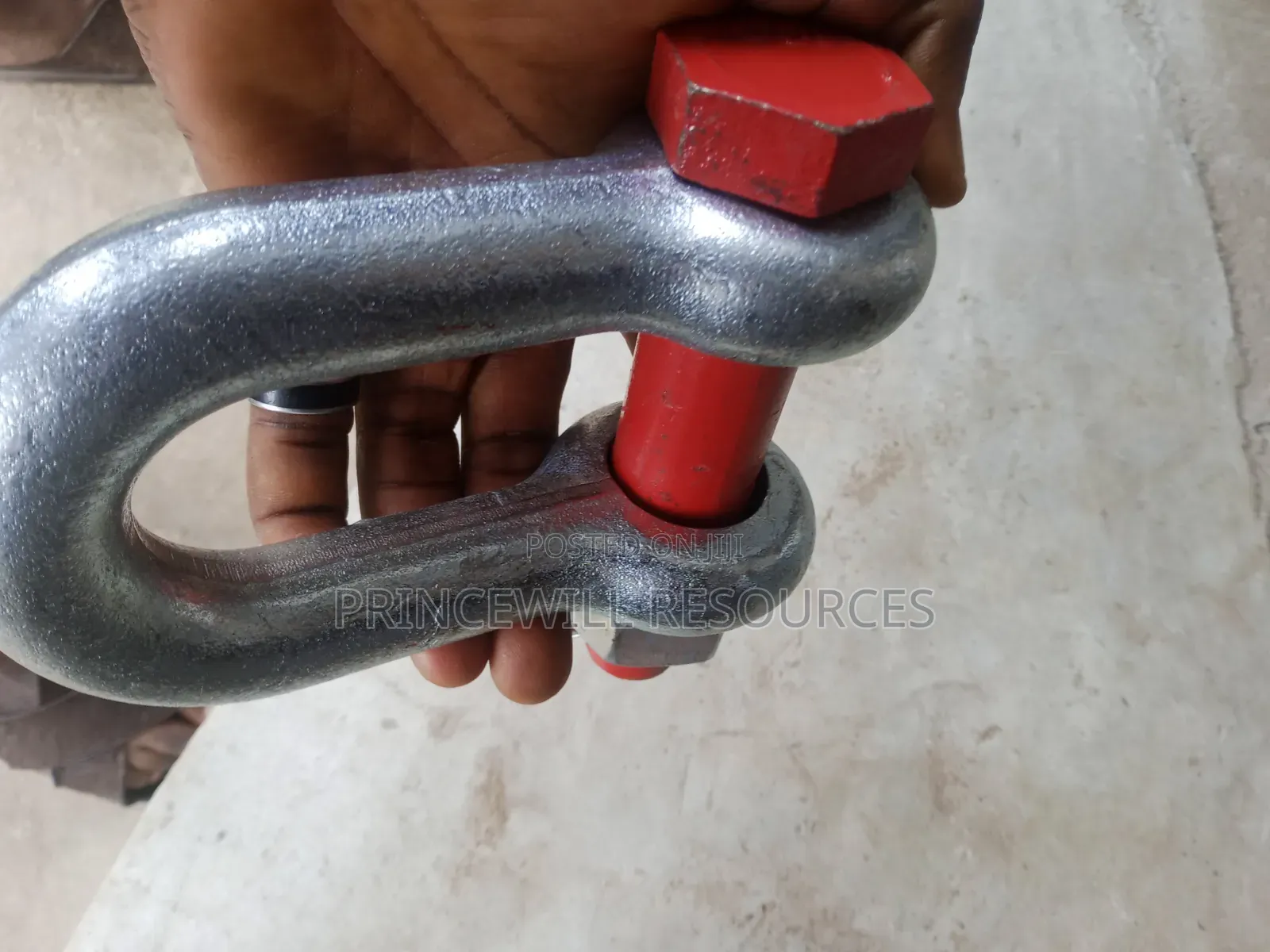 Shackle Crosby With Different Sizes