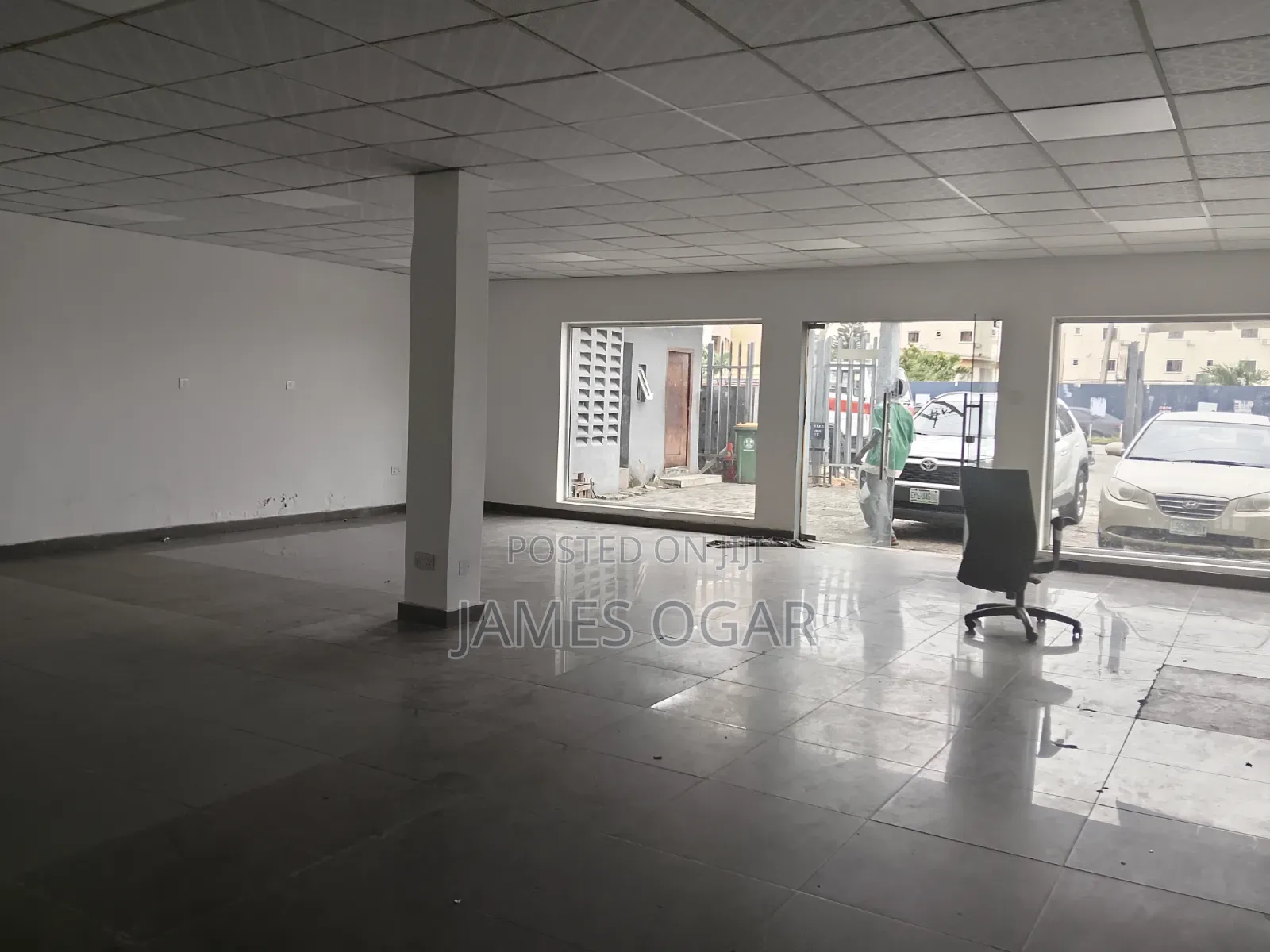 Banking Hall for Rent