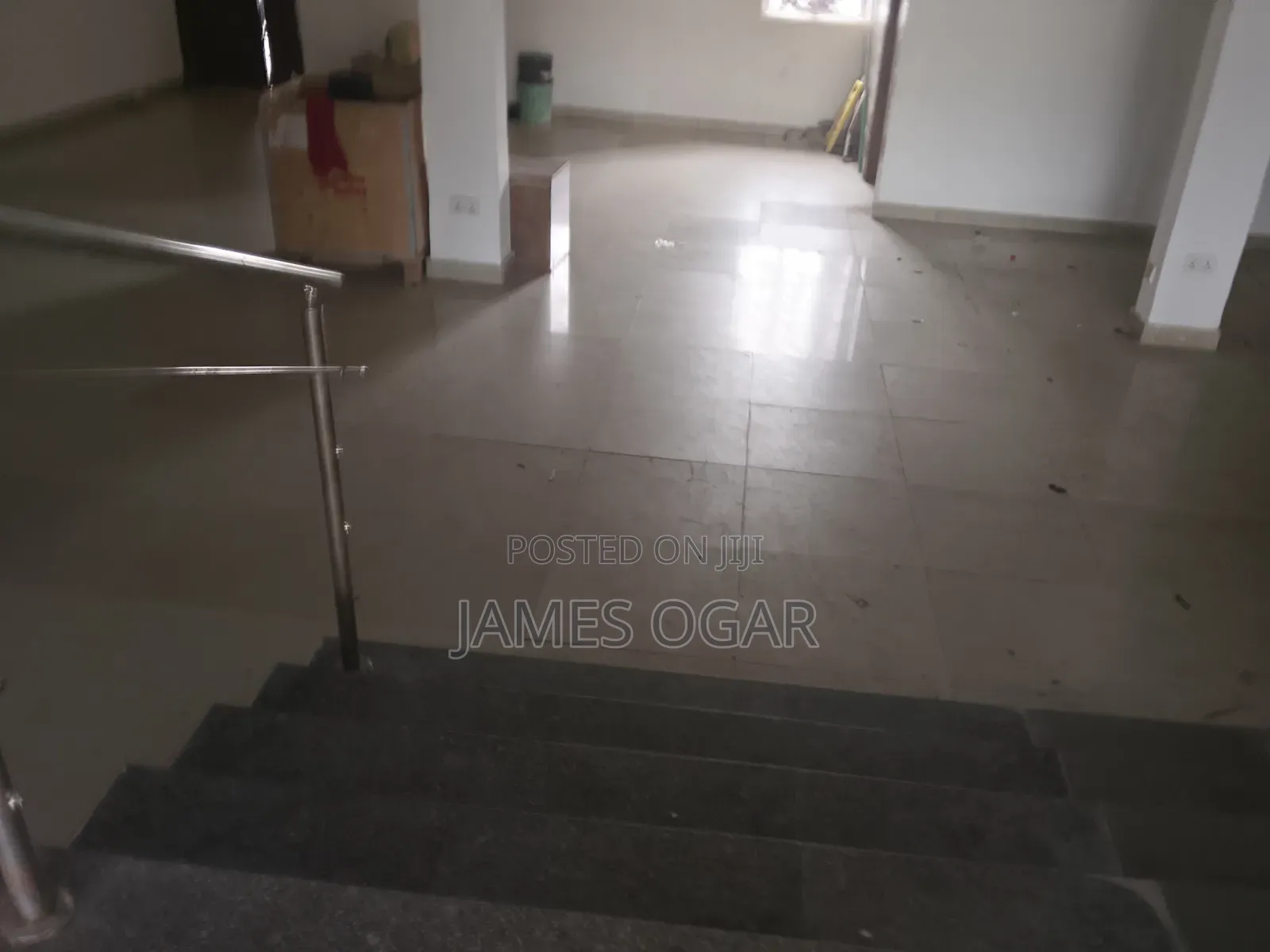 Banking Hall for Rent