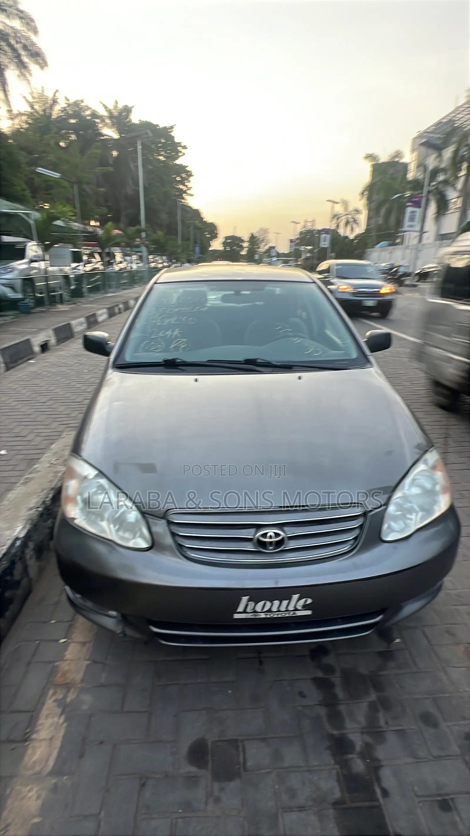 Toyota Corolla LE 2004 Gray
