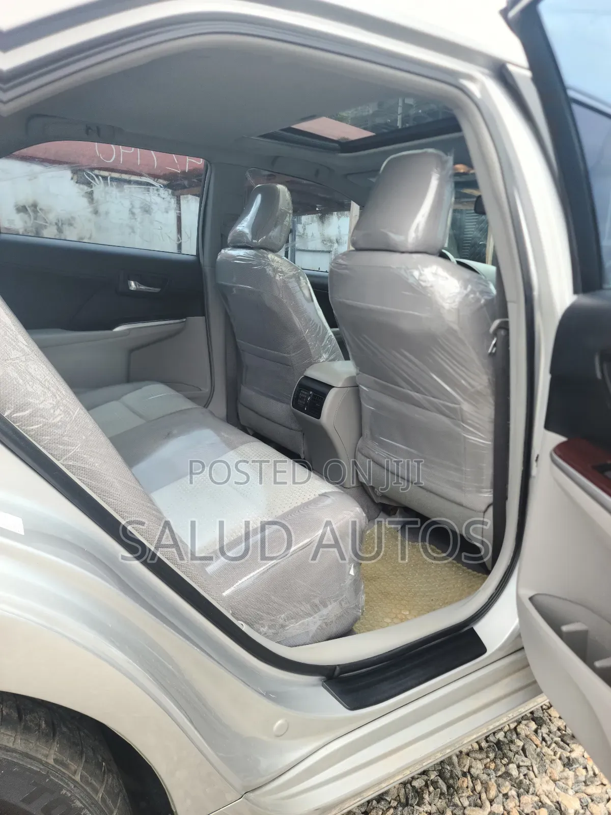 Toyota Camry XLE 4dr Sedan (2.5L 4cyl 6A) 2014 Silver