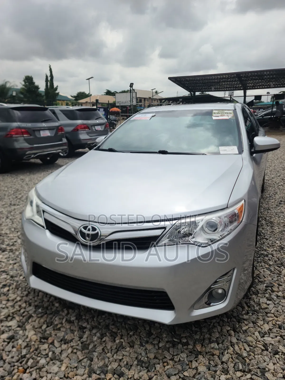 Toyota Camry XLE 4dr Sedan (2.5L 4cyl 6A) 2014 Silver