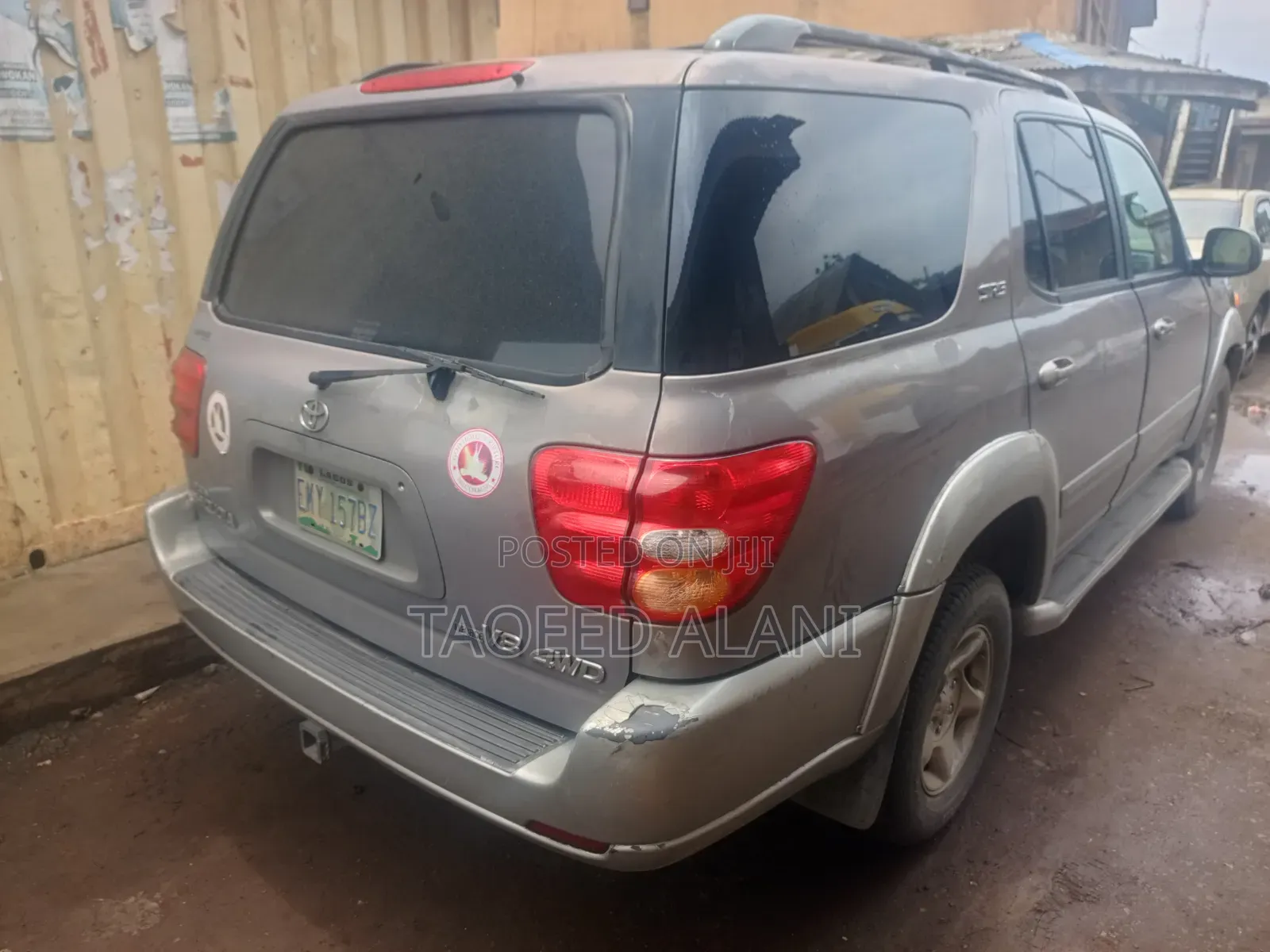 Toyota Sequoia 2002 Brown