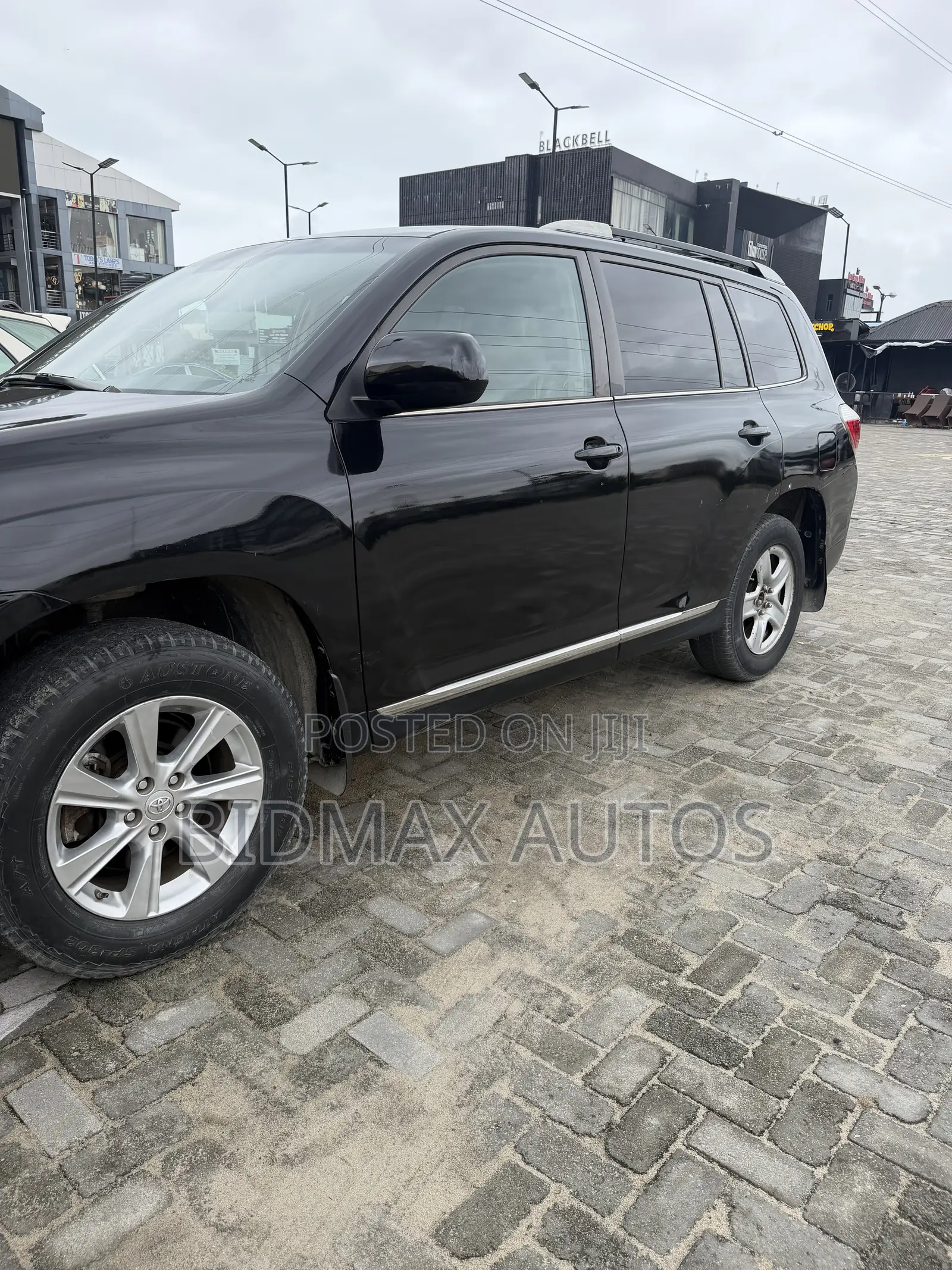 Toyota Highlander 3.5L 4WD 2013 Black