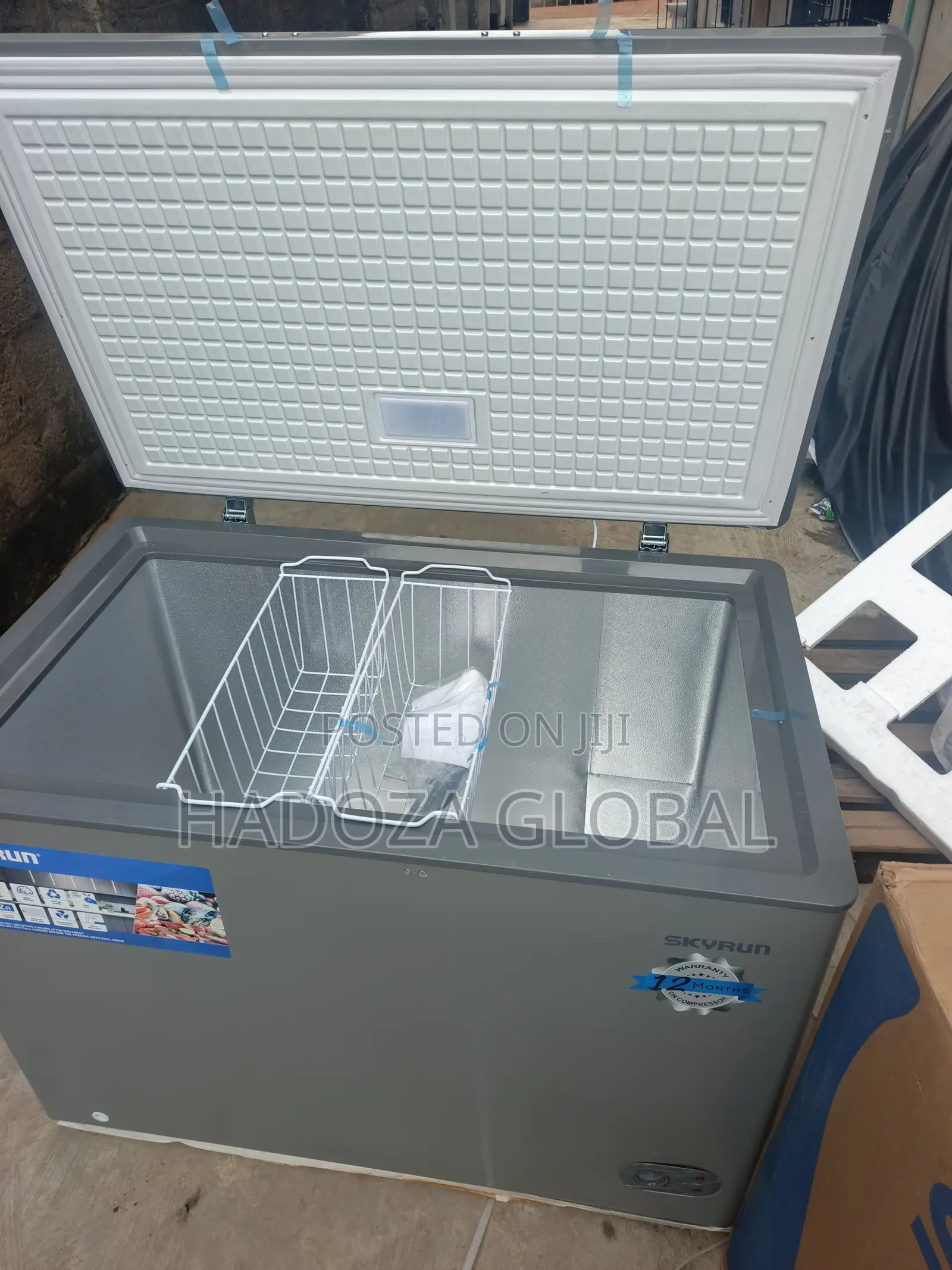 Skyrun BD-300HNW Spacious Freezer for Meat Fish