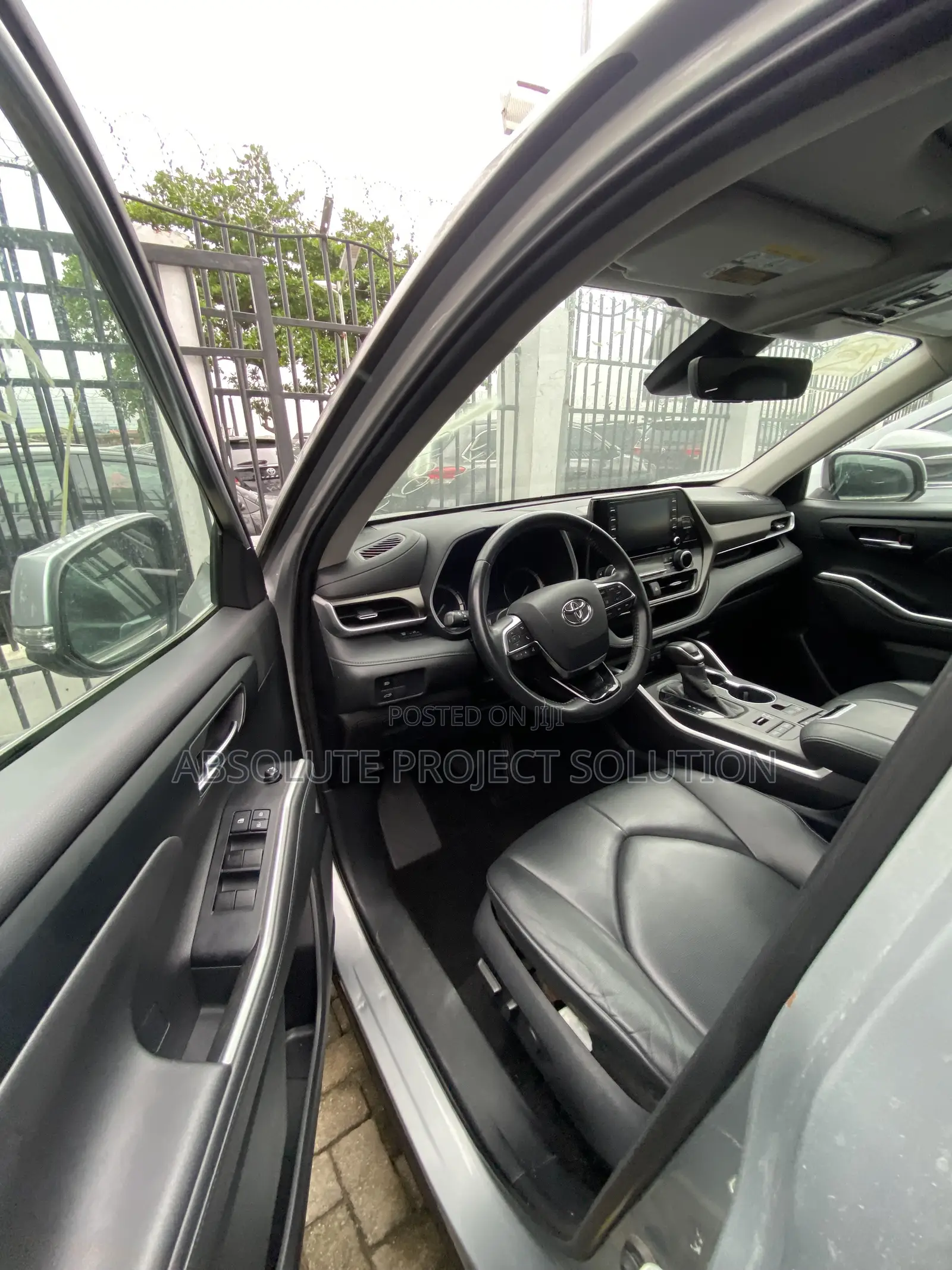 Toyota Highlander XLE AWD 2020 Silver