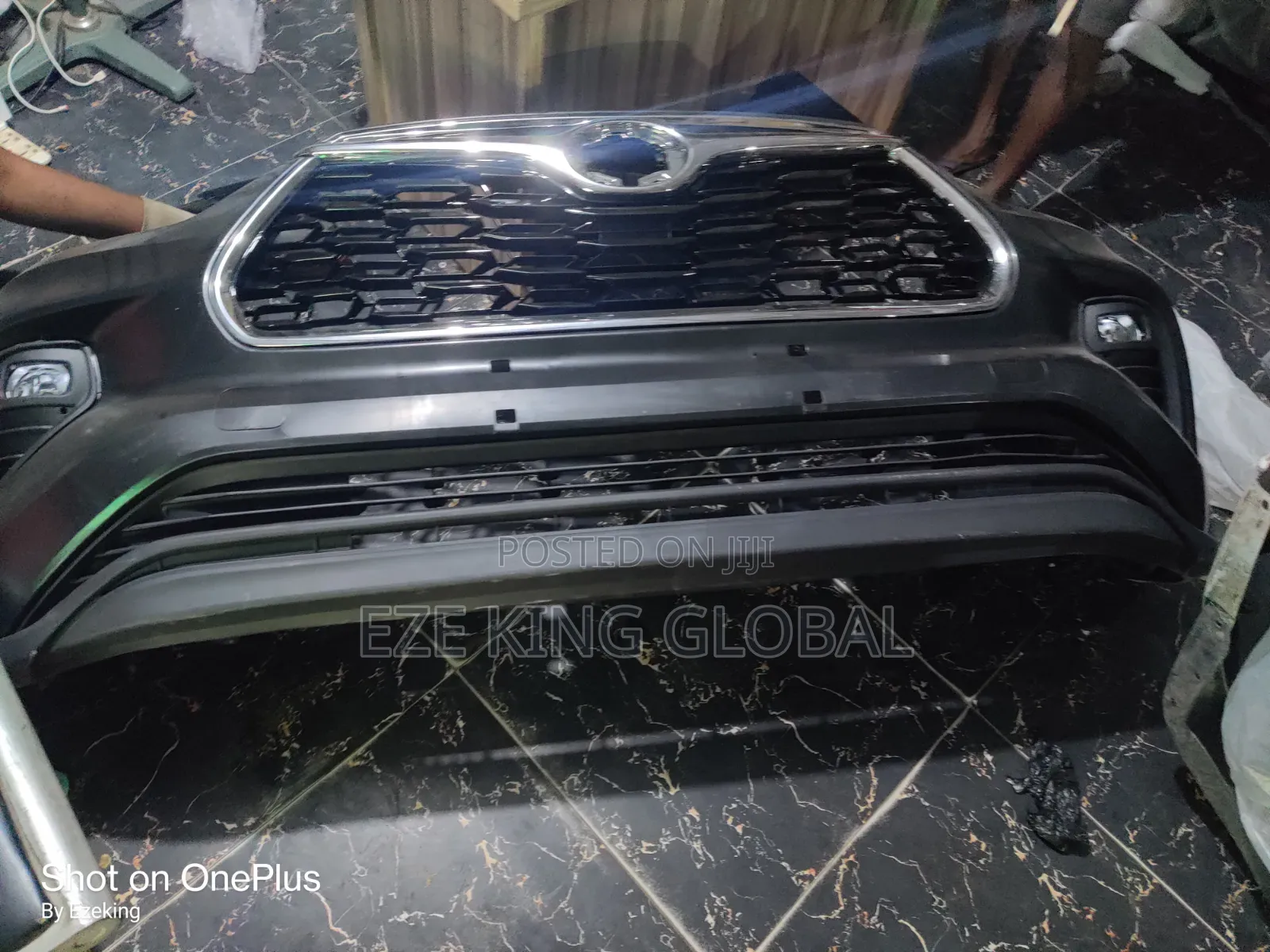 Complete Front Bumper Toyota Highlander 2021