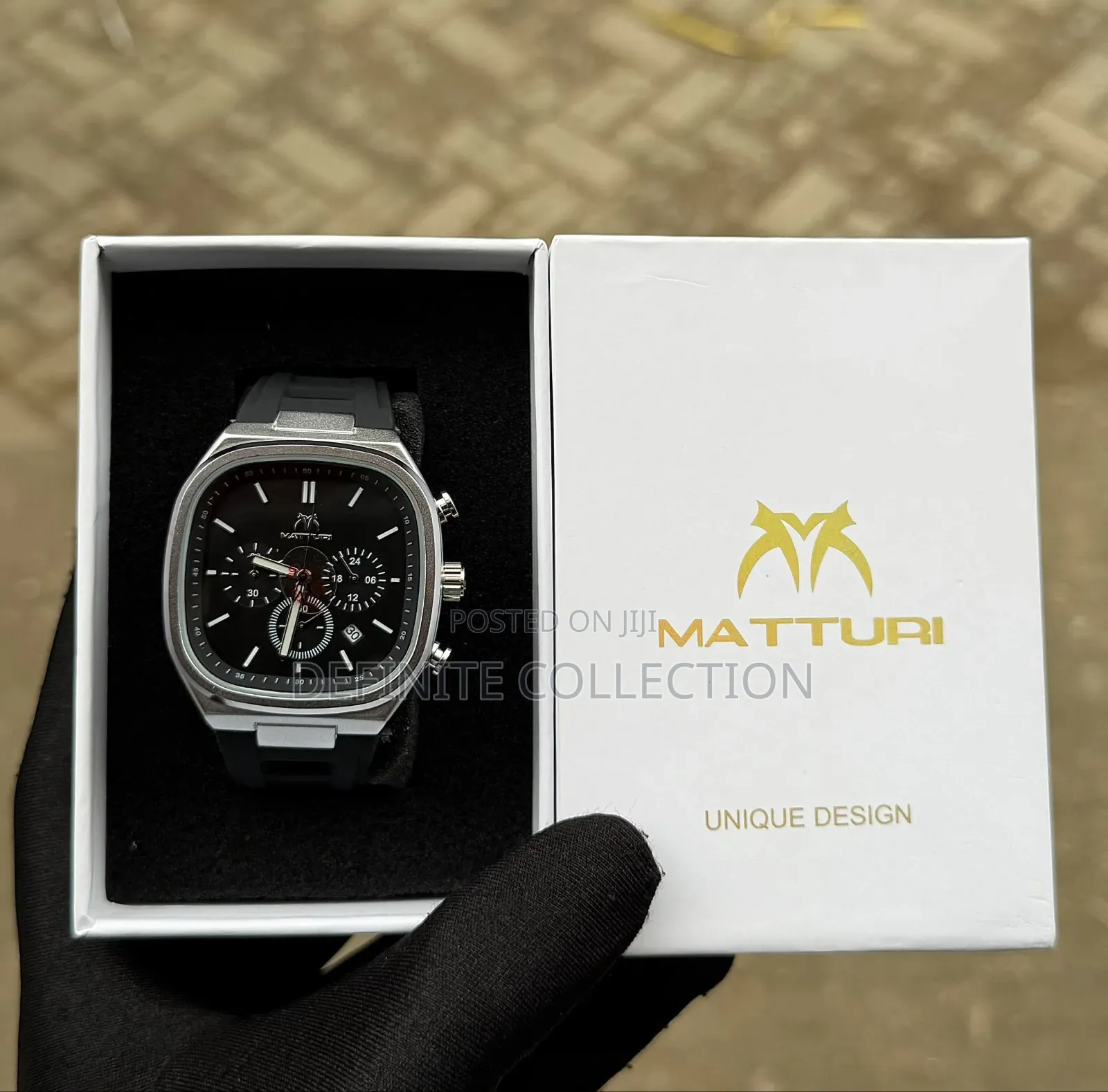 MATTURI Top Quality Wristwatch
