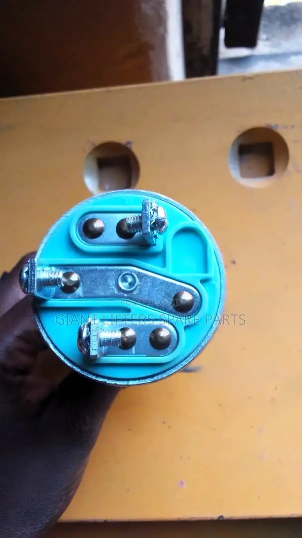 7N4160 Heat Start Ignition Switch – Heavy Equipment
