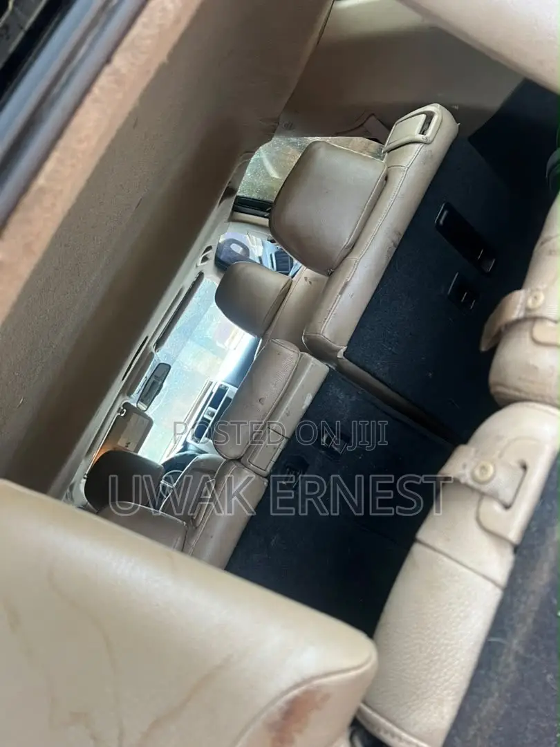 Toyota 4-Runner Limited 4X4 2013 Black