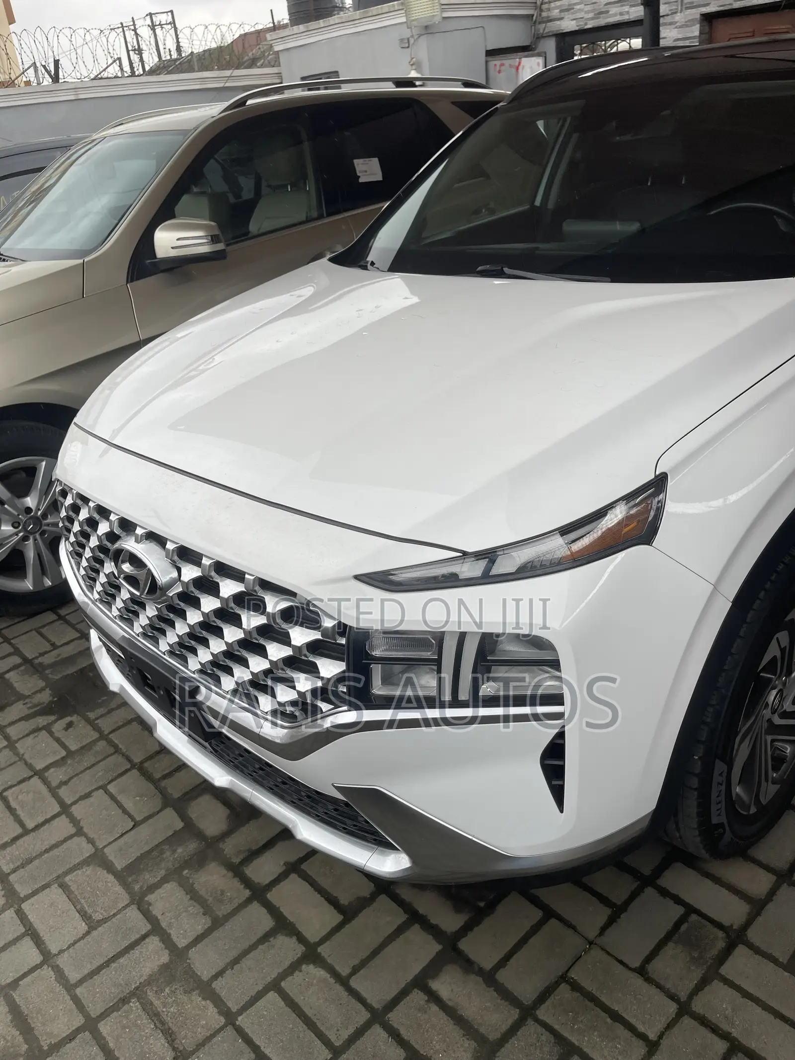Hyundai Santa Fe Limited 2021 White