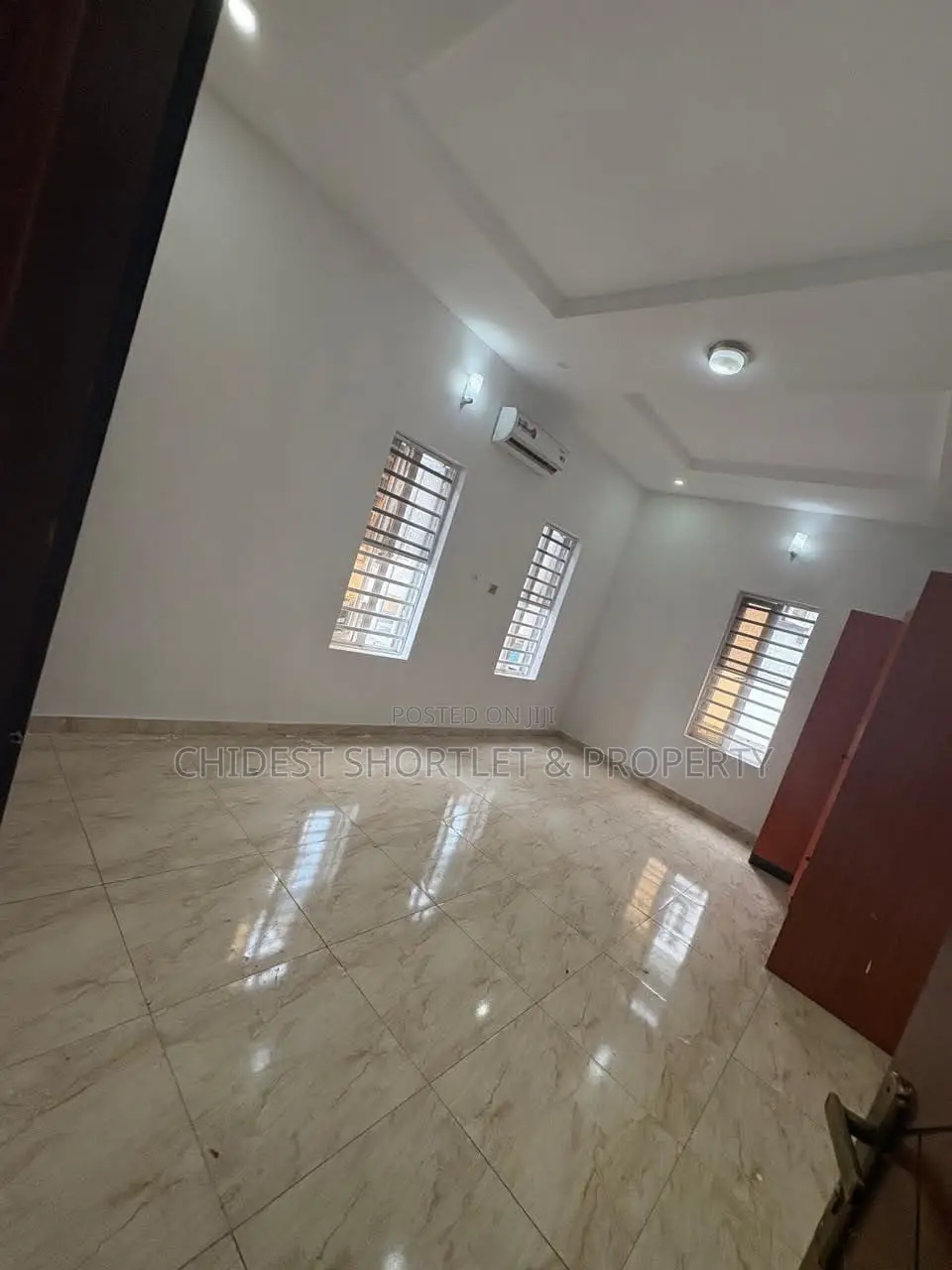 1bdrm Duplex in Chevron for rent