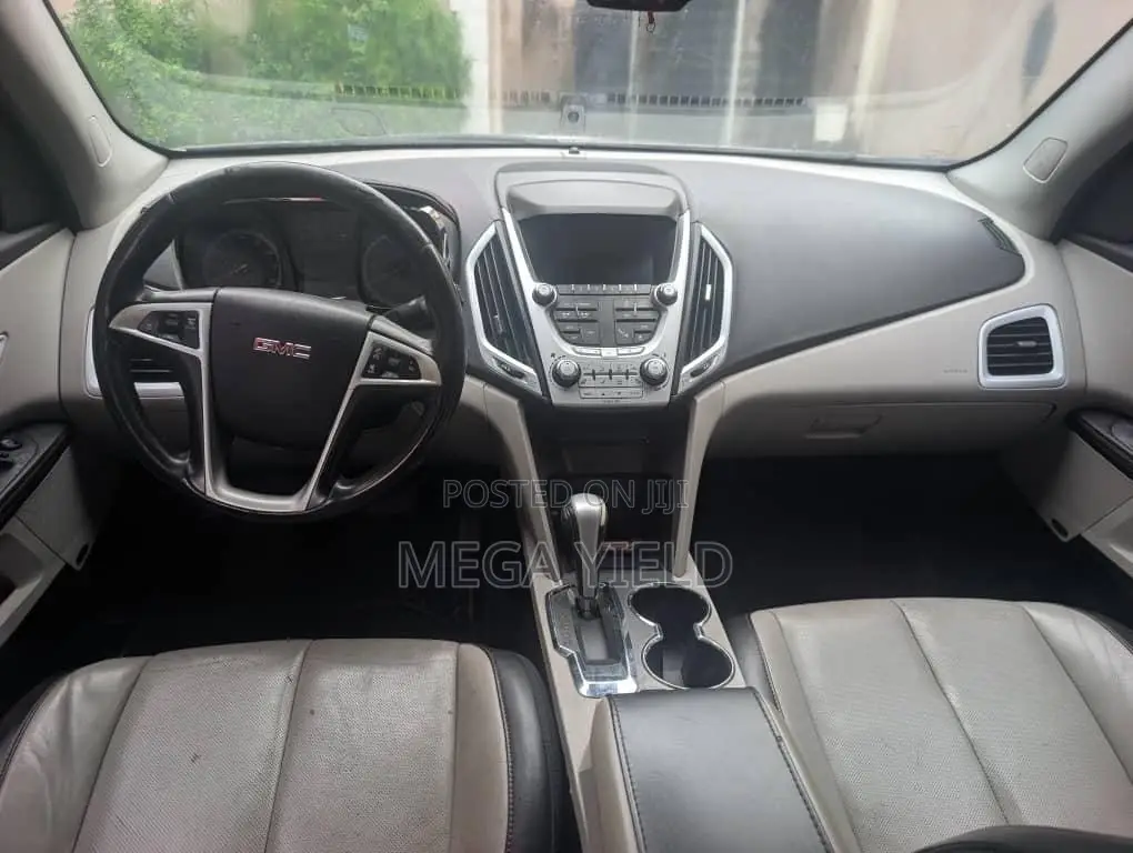 GMC Terrain SLT-1 FWD 2012 Gold