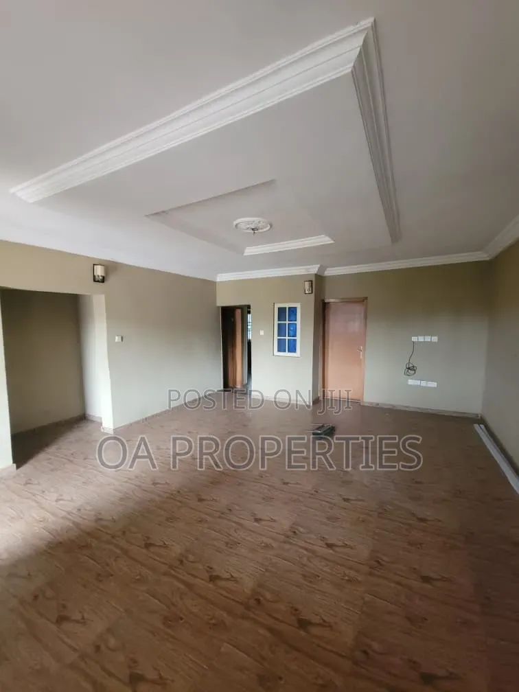 5bdrm Duplex in Kolapo Ishola Gra for rent